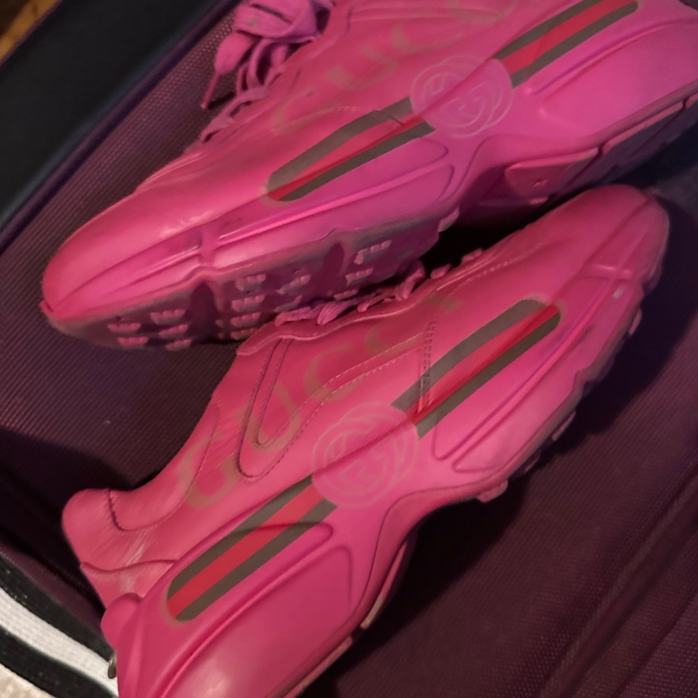 Gucci sneakers